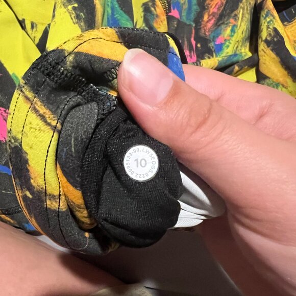 Lululemon Invigorate High-Rise Tight 25" Size 10 - Picture 14 of 15